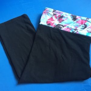 Mossimo Cropped Leggings